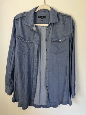 Banana Republic Medium Blue Chambray Shirt